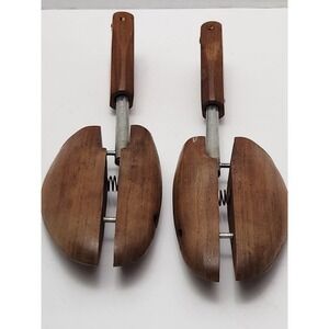 Rochester Shoe Tree Co Men's Wood Cedar Shoe Stretcher Leather Hang Strap